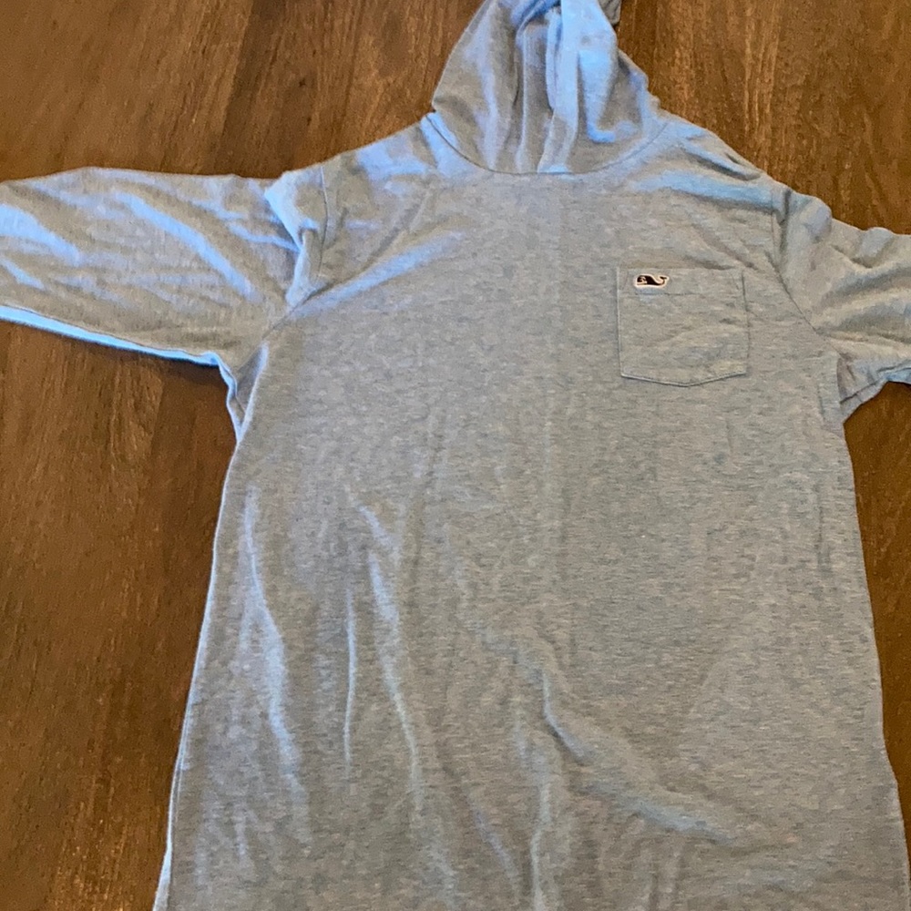 Vineyard Vines Performance with Hood Size Medium